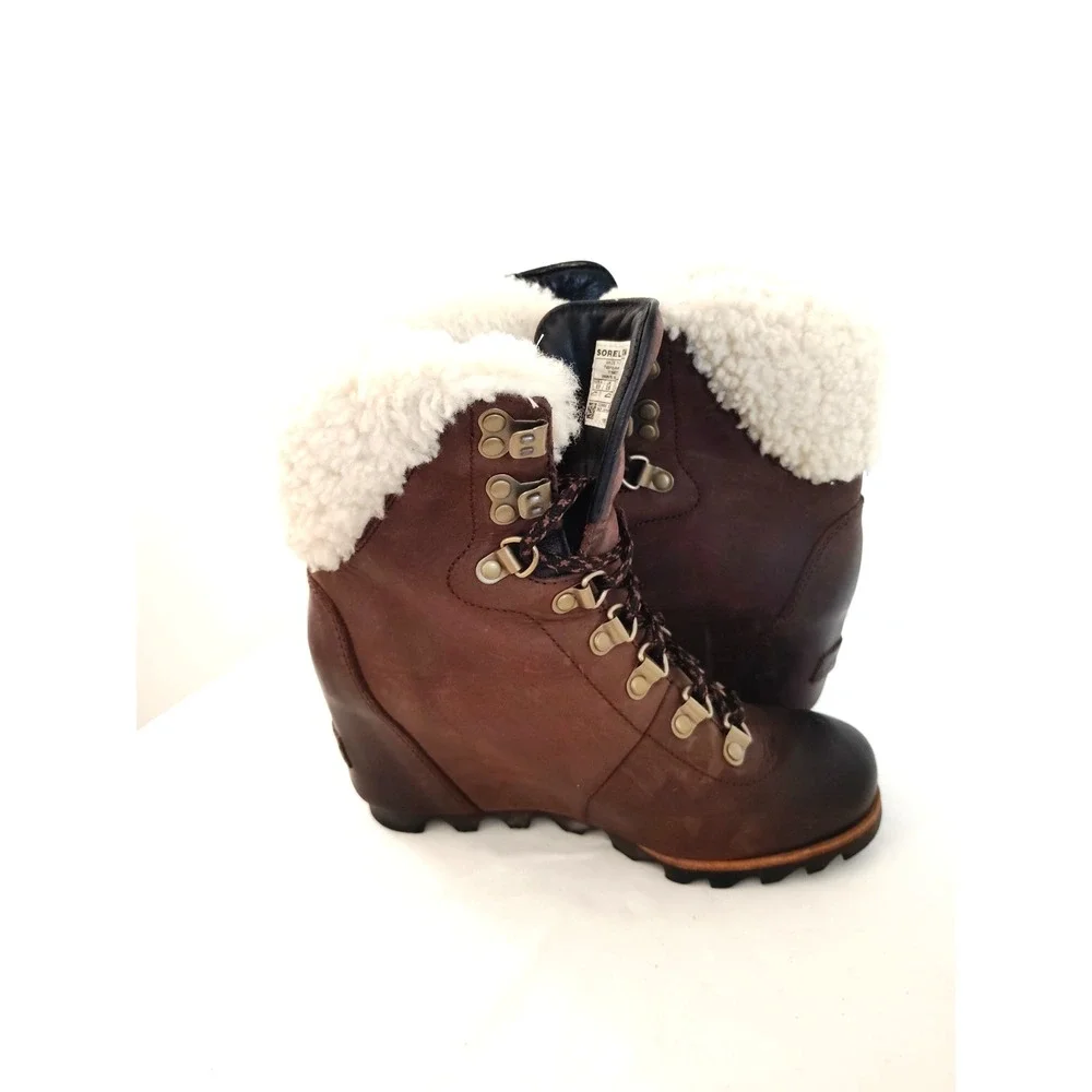Sorel Women's 5.5 Joan of Arctic Wedge Lexie Brown Leather Fur Lined Waterproof